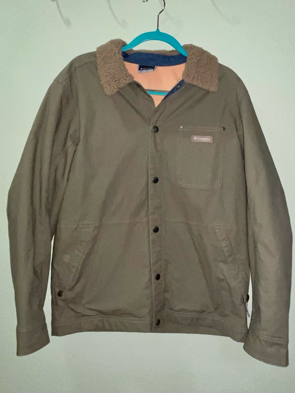 Women’s Columbia Olive Green Lightweight Utility Jacket with Tan Sherpa Collar